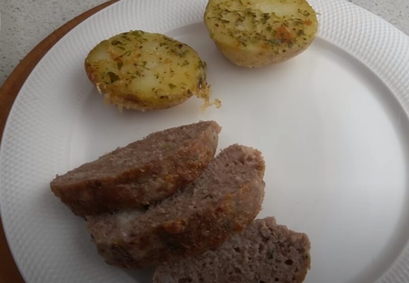 Old Fashioned Dutch Loaf side dishes