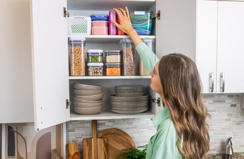 Optimizing Space in Tiny Kitchens