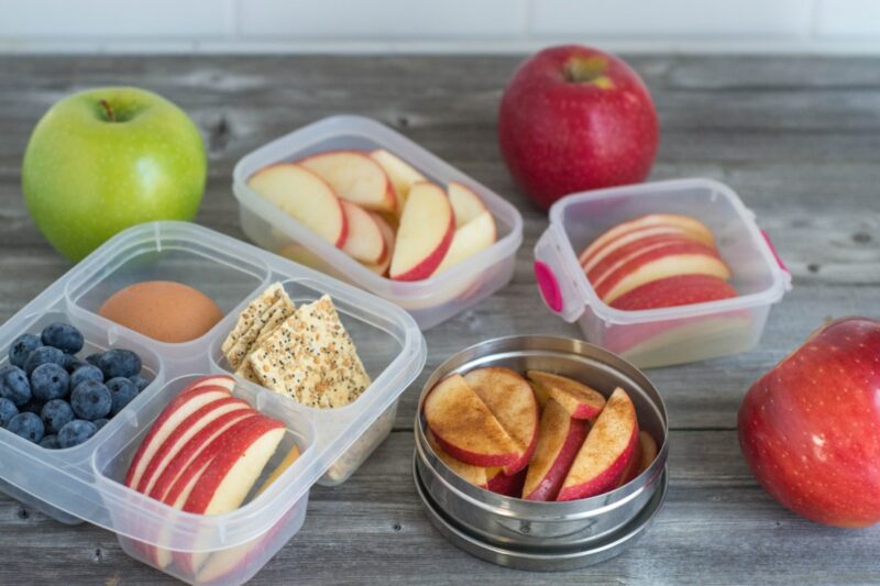 Tricks for Packing Apples for Lunch