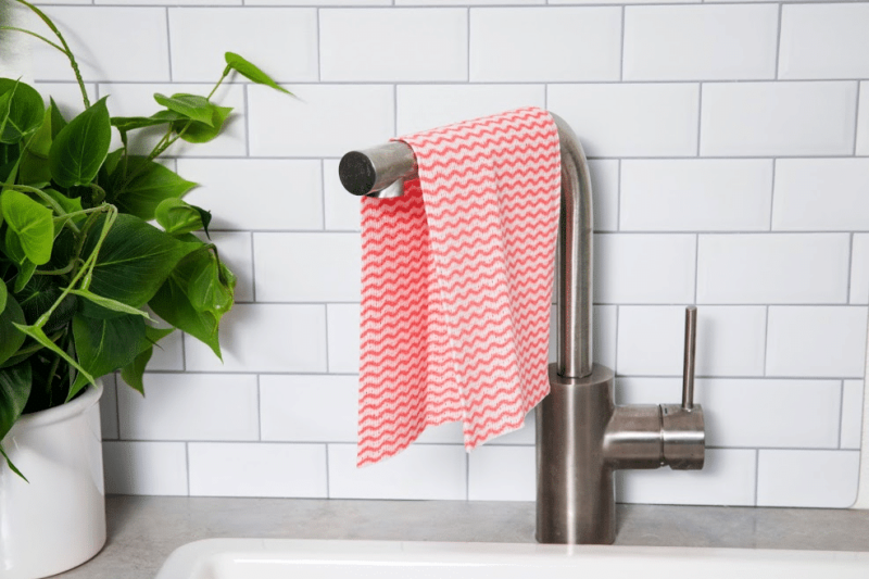 How do reusable paper towels benefit the environment