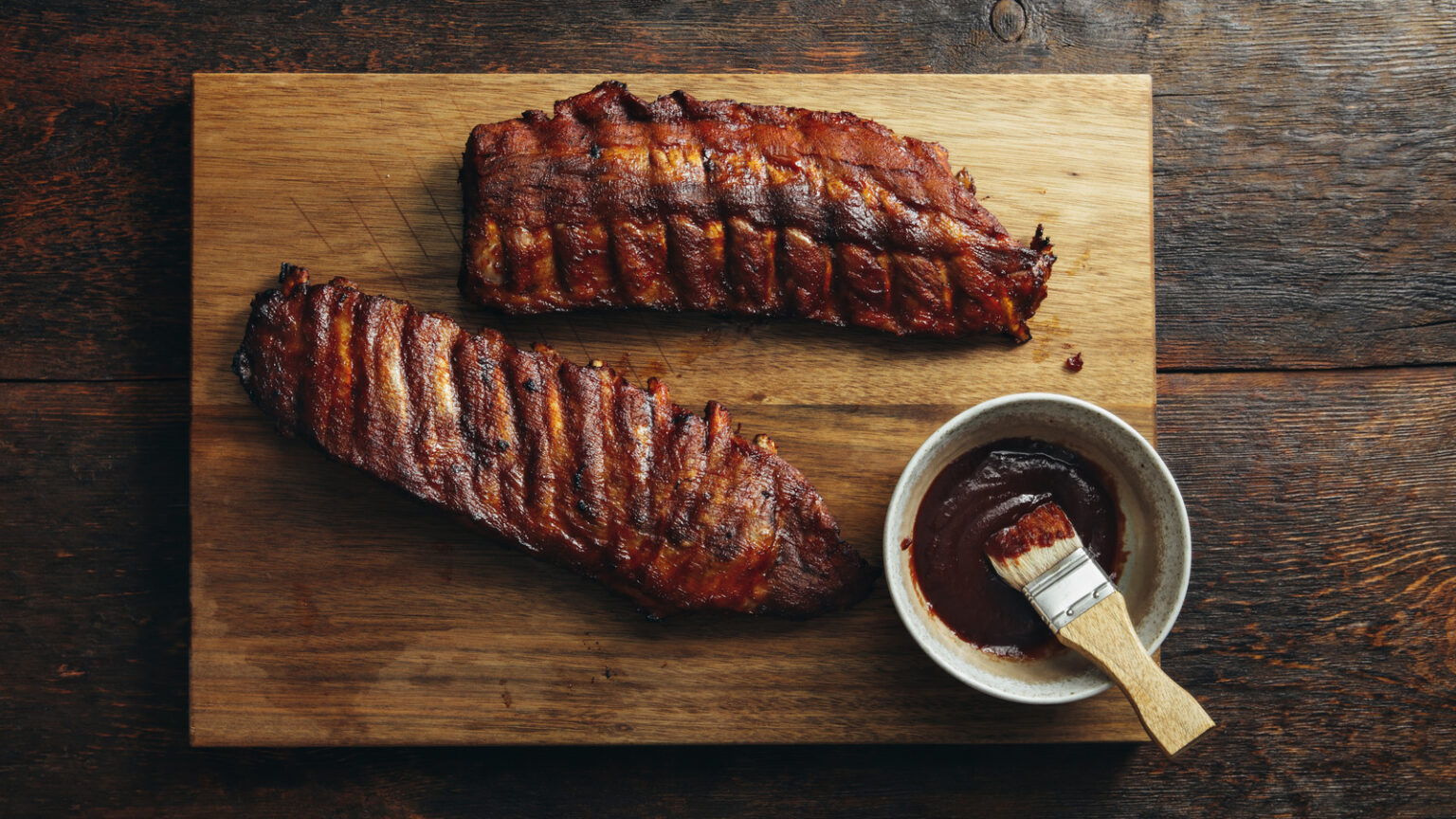 How Long Do Ribs Last in the Fridge? Cooked, Raw, or Frozen Guide